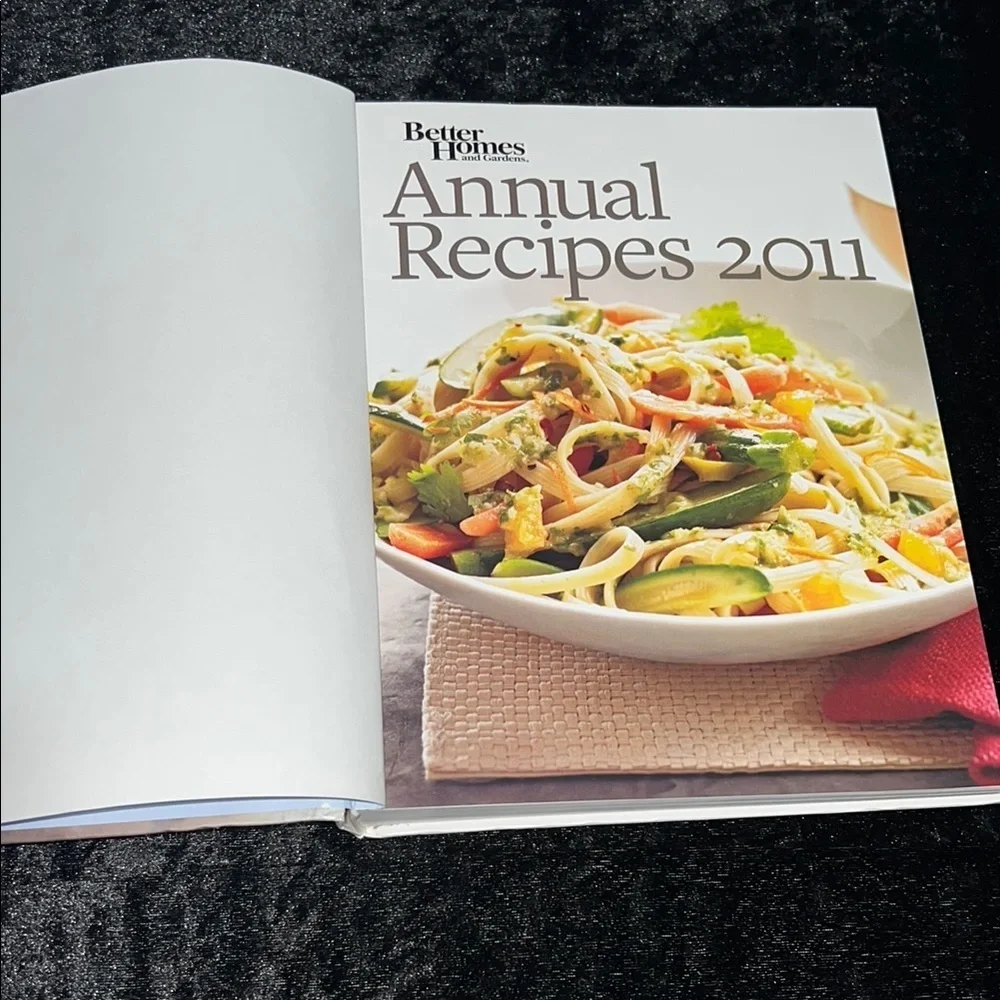 Better Homes And Gardens ANNUAL RECIPES Cookbook Culinary Collection
